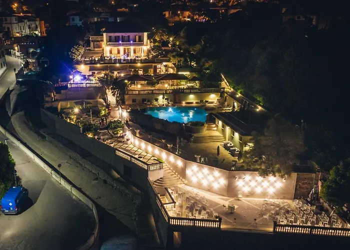 Hotel Villa Margherita Quercianella photo