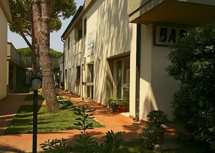 Airone Residenza Turistico Alberghiera Giannella photo