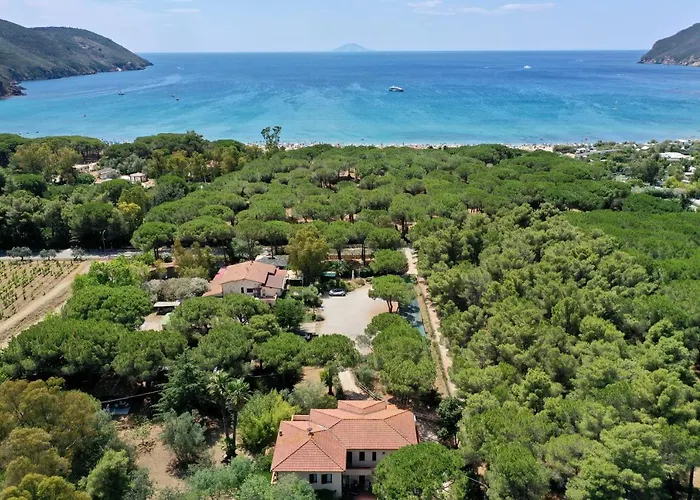 Hotel Giardino Capoliveri  photo