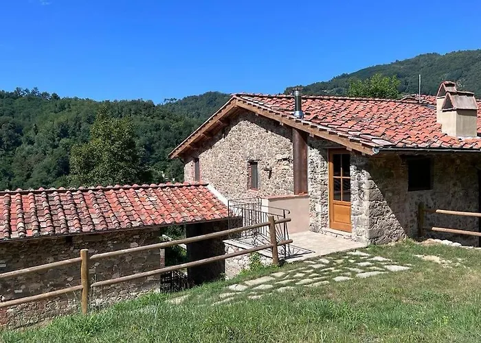 Podere Il Giardino - Casa Vacanza In Casale Tipico Toscano, Con Parco E Piscina - Lucca Loppeglia foto