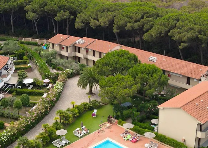 Oleandri Suite Hotel Vada photo