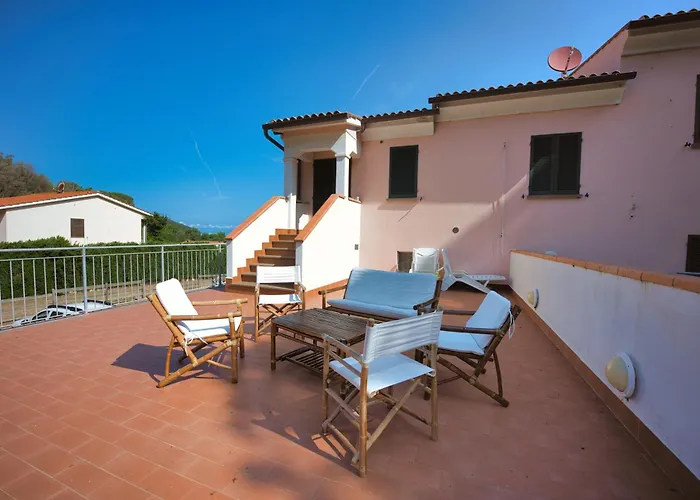Il Terrazzo Di Lucrezia - Goelba Apartment Nisporto photo
