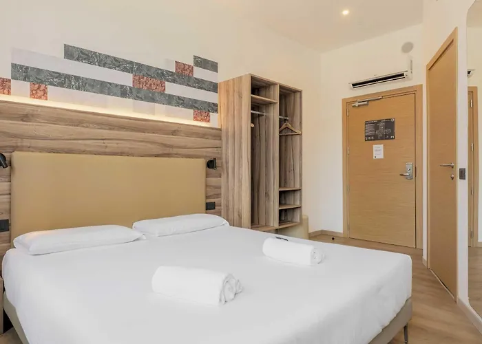 B&B Hotel Prato City Center photo