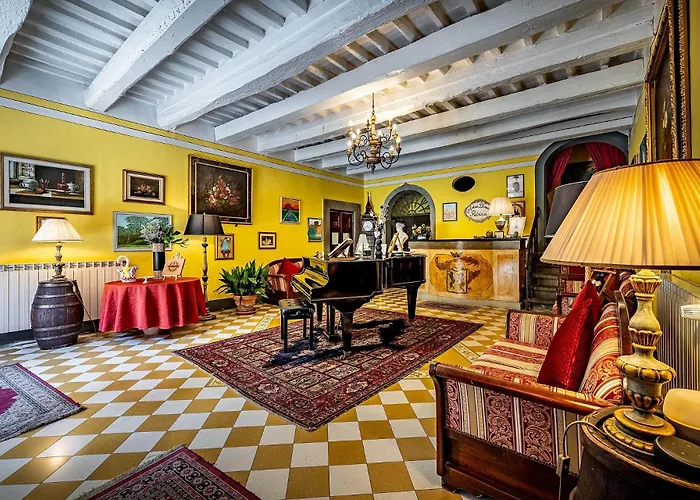Antica Dimora Patrizia Hotel Montecarlo photo
