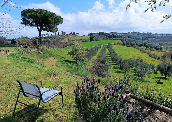 SorrezzanaCasale La Giaraアパートメントの写真