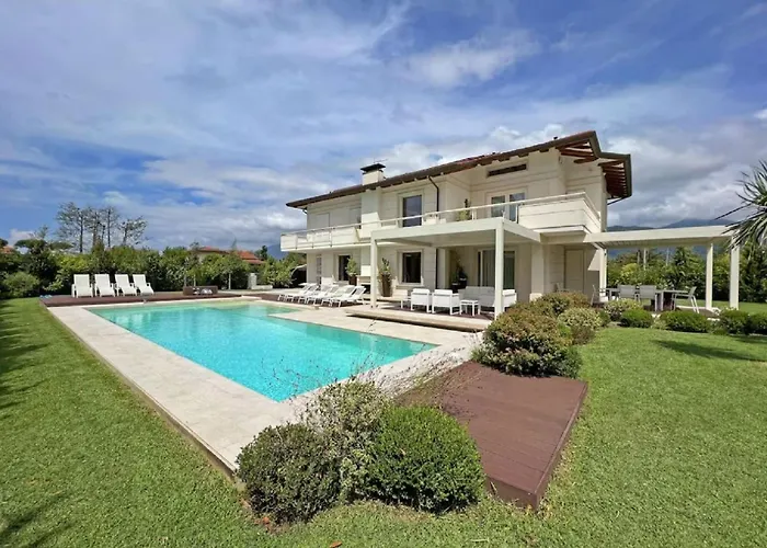 Casa With Private Pool - Forte Dei Marmi Querceta foto