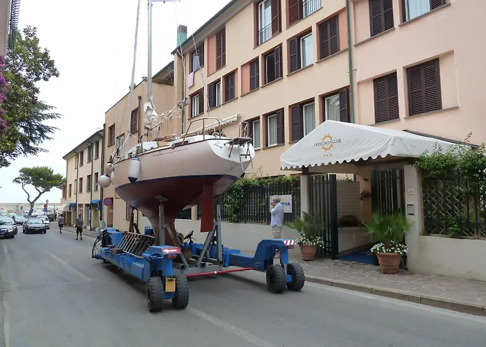Hotel Yacht Club Marciana Marina  photo