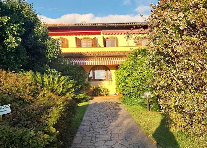 La Casa Gialla A Montignoso photo