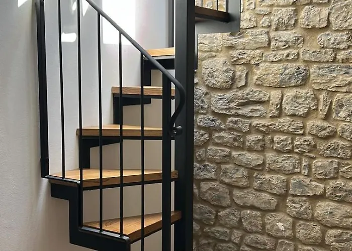 La Torre- Apt Up To 5 Pax With Shared Pool Mezzana  foto