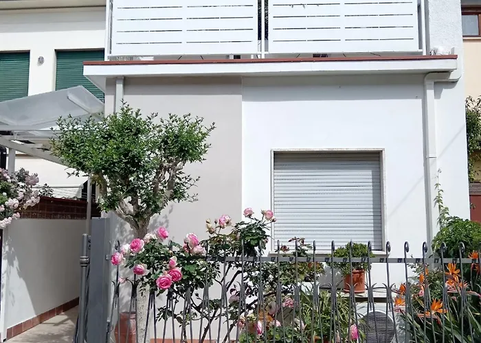 foto di Villa Da' Mi ' Nonni Viareggio