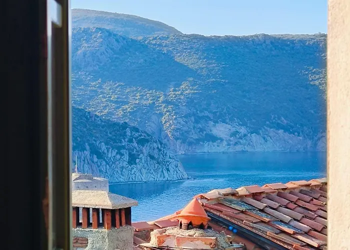 foto di Cibo 17 - Appartamento Vista Mare - Zona Castello Capraia