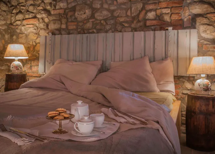 Locanda In Tuscany Contignano photo