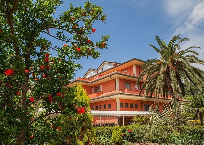 Hotel Le Rotonde Massaciuccoli photo