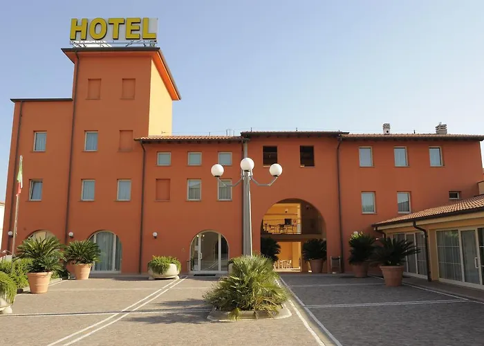 Hotel Plazza Porcari photo
