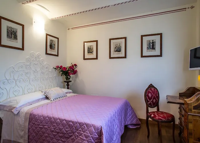 Фото Broncigliano Luxury B&B Скандиччи