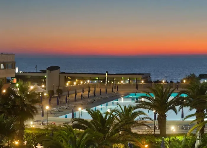 Grand Hotel Continental Tirrenia photo