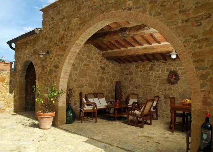 Villa Gaeta Montefollonicoの写真